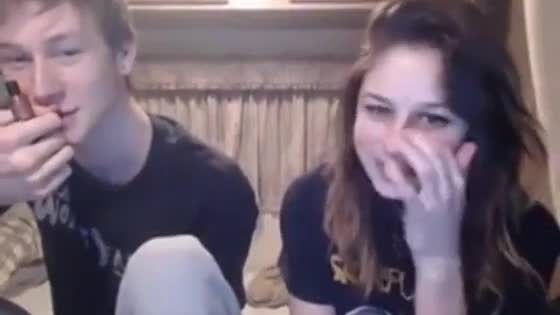 Teen couple enjoying blowjob and fuck